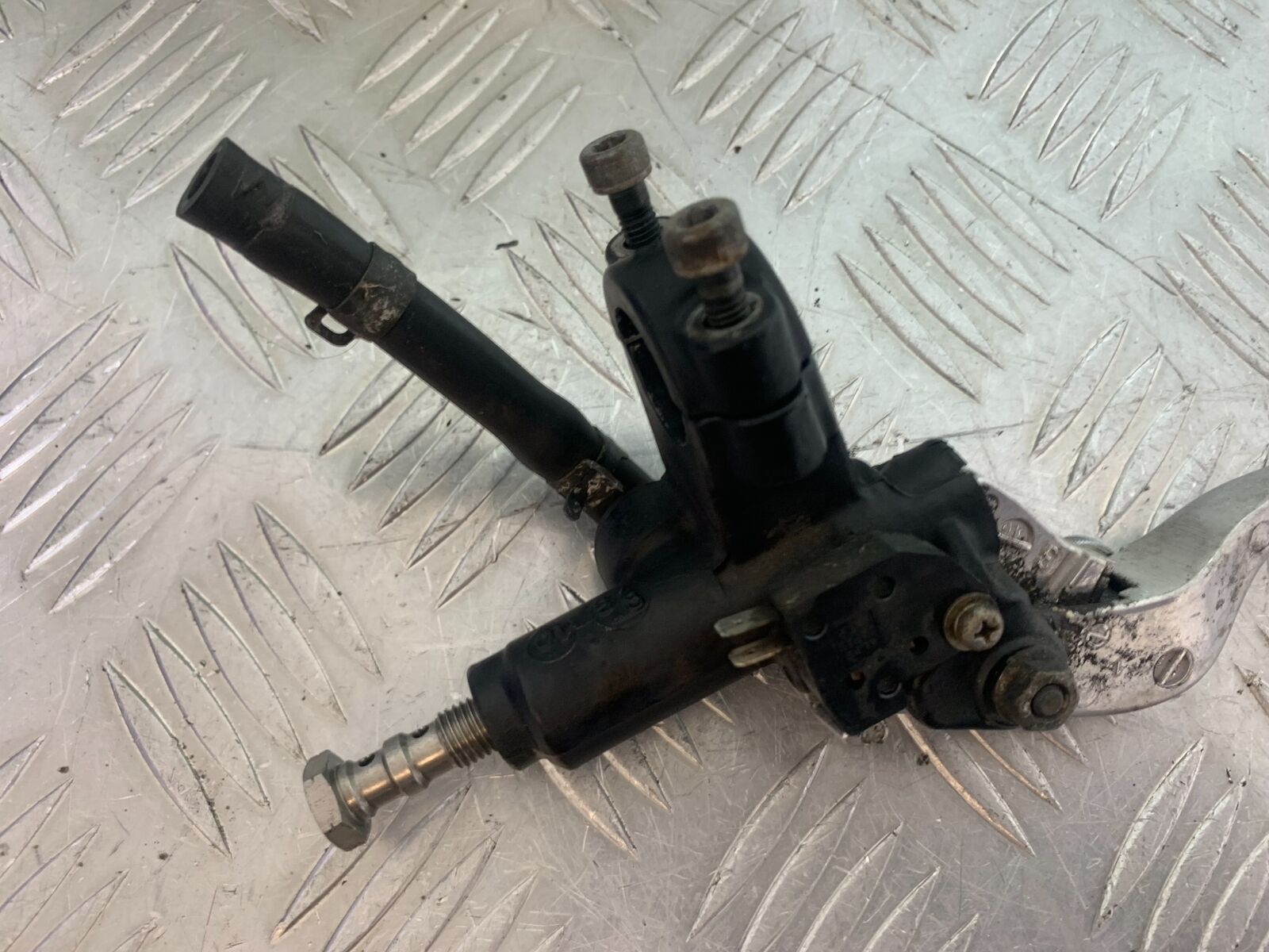 KAWASAKI ZX6R ZX6 J FRONT MASTER CYLINDER   YEAR 2000 (CMB1129)