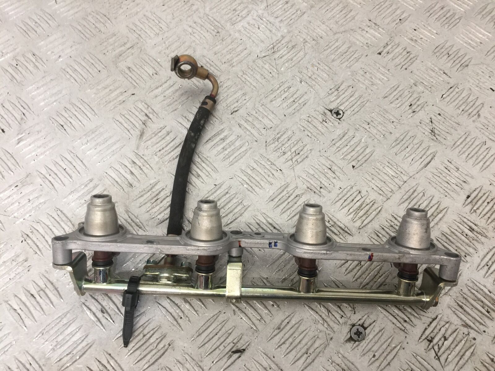 HONDA CBR1000 rr FIREBLADE INJECTORS  YEAR 2004  (STOCK 853)