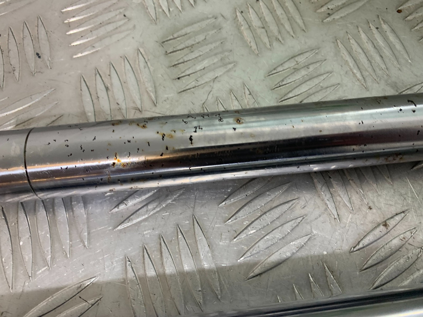 HONDA GL500 GL 500 SILVERWING FORKS YEAR 1981-82  (CMB1168)