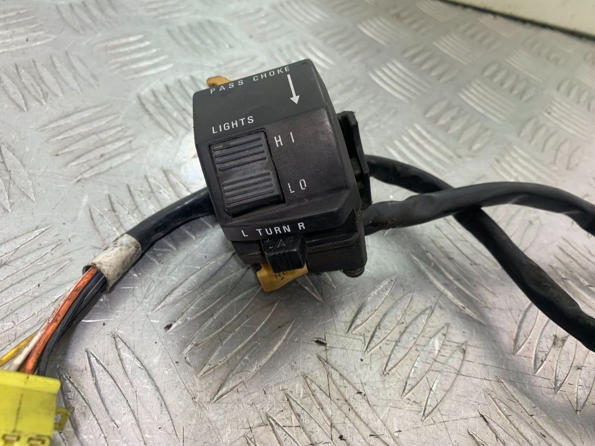 SUZUKI GSX1100 G GSX 1100 G LEFT SWITCH GEAR   1991-1996 (CMB1283)