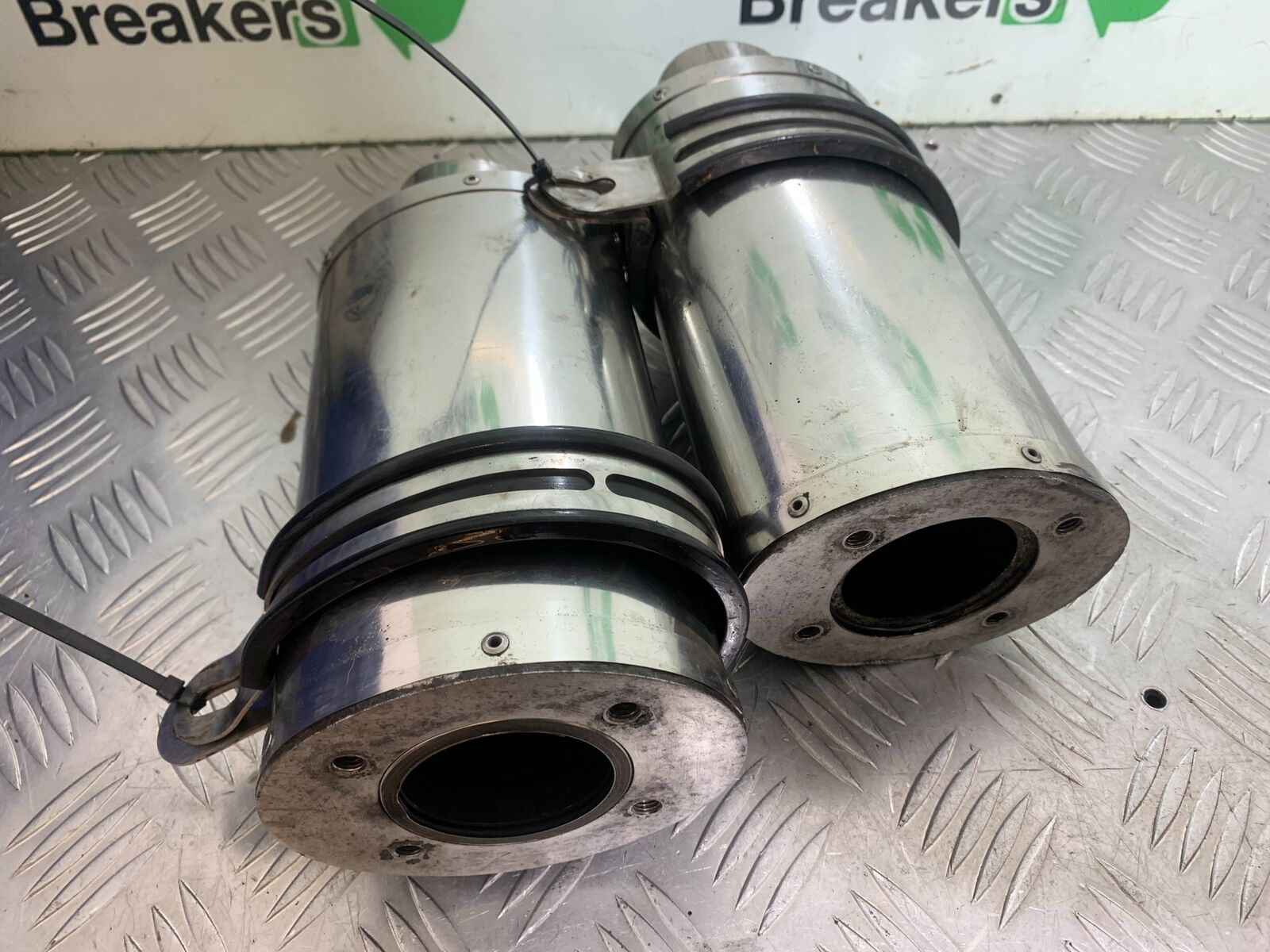 SUZUKI SV1000 SV 1000 K3 RACE SILENCERS  YEAR 2003-2006 (CMB1111)