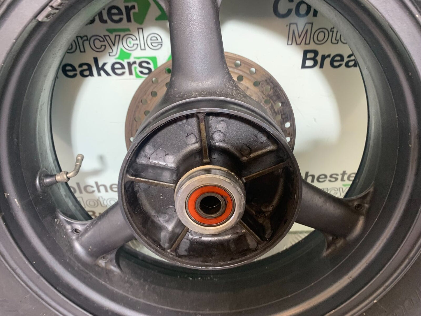 KAWASAKI Z750 ZR750 ZR-7S REAR WHEEL   YEAR 1999-05 (CMB1135)