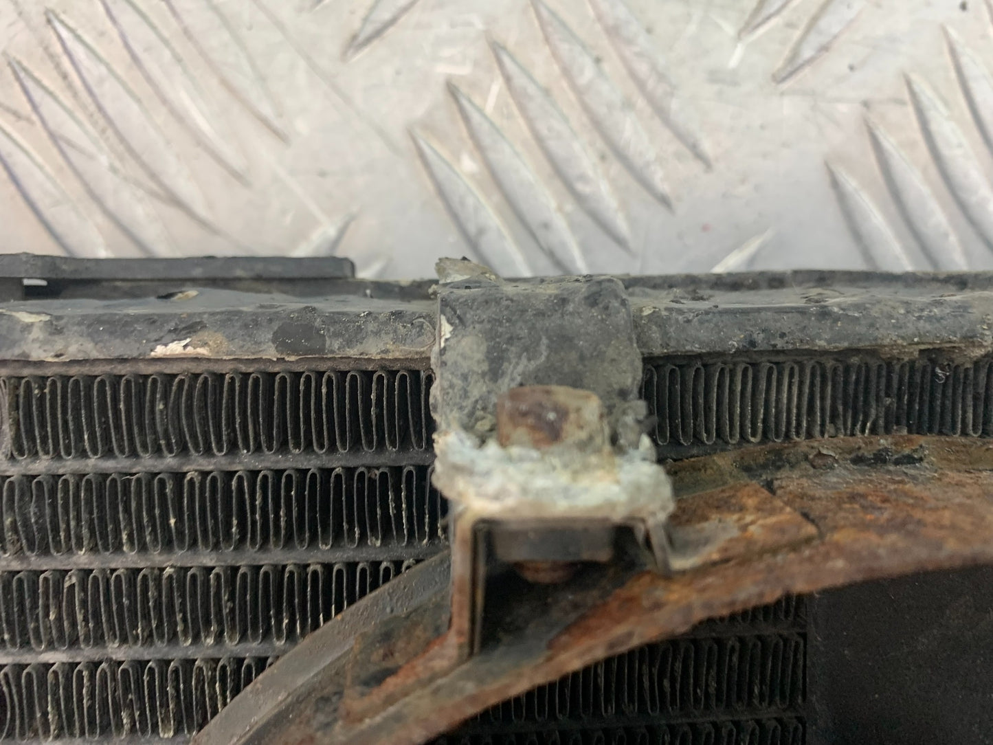 HONDA VFR750 VFR 750 RADIATOR AND FAN  YEAR 1994-1997 (CMB1156)