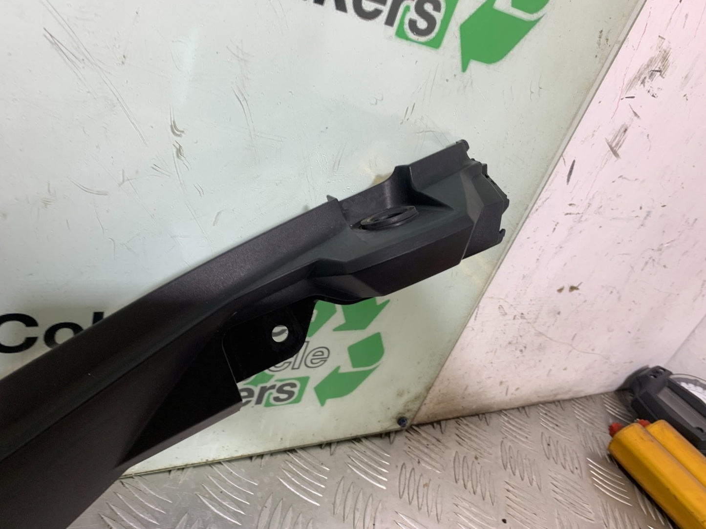 SUZUKI DL1000 V-STROM LEFT SEAT PANEL  YEAR 2014-2019 (CMB1325)