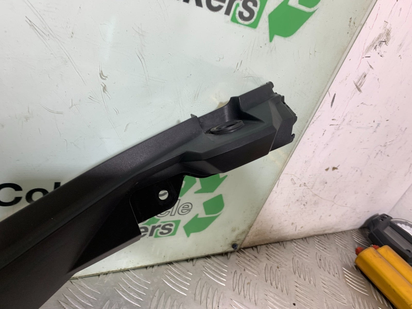 SUZUKI DL1000 V-STROM LEFT SEAT PANEL  YEAR 2014-2019 (CMB1325)