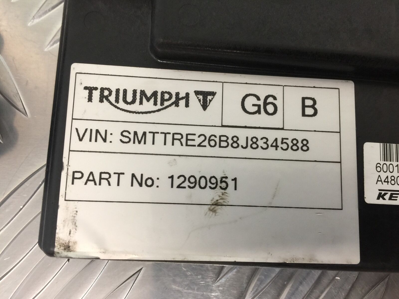 TRIUMPH TIGER 800 XRT LOCKS AND KEY YEAR 2015-2017  (STOCK 920)