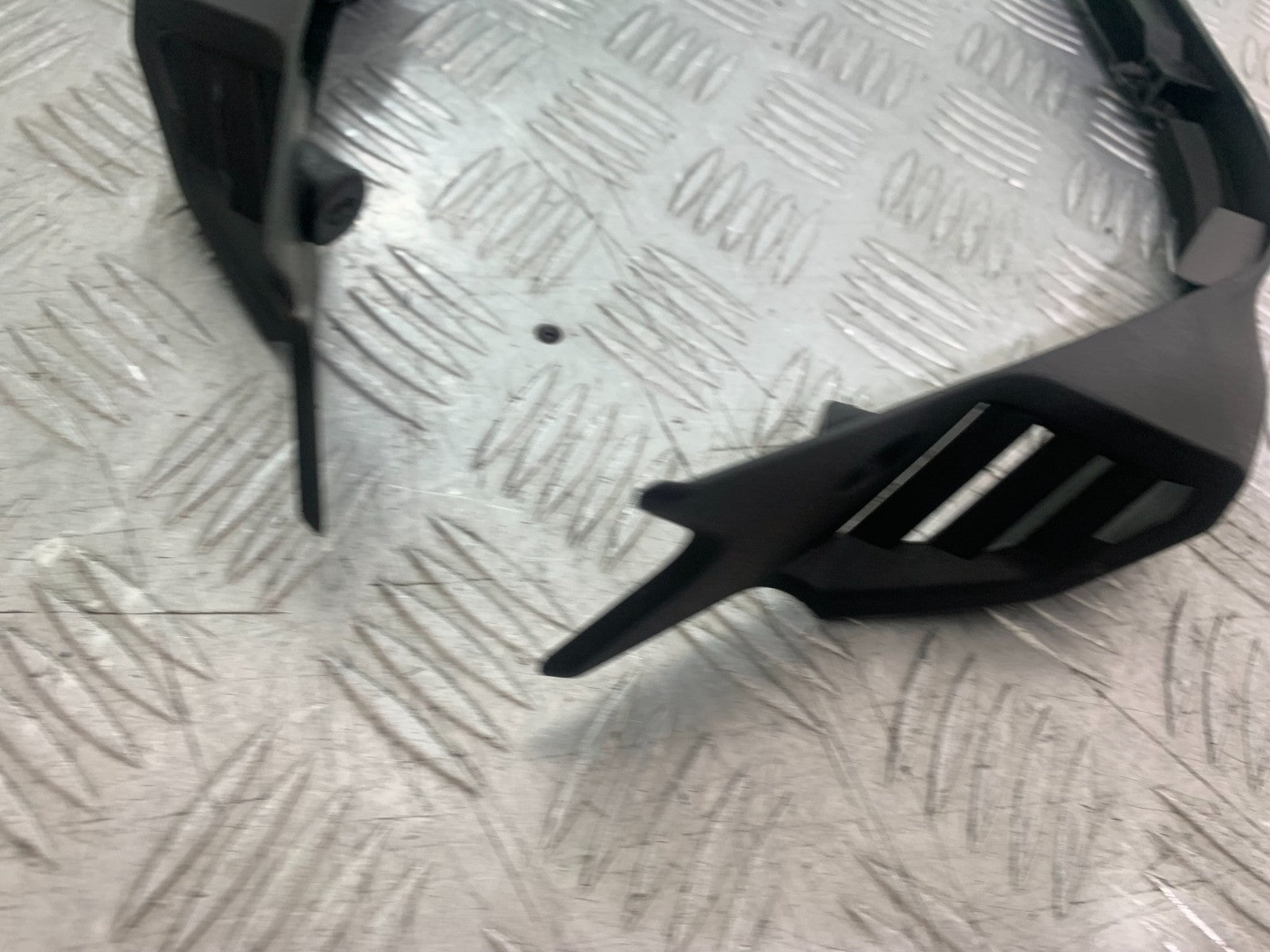 KAWASAKI ER6 N LEFT AND RIGHT INFILL COVERS   YEAR 2012-2017 (CMB1324)