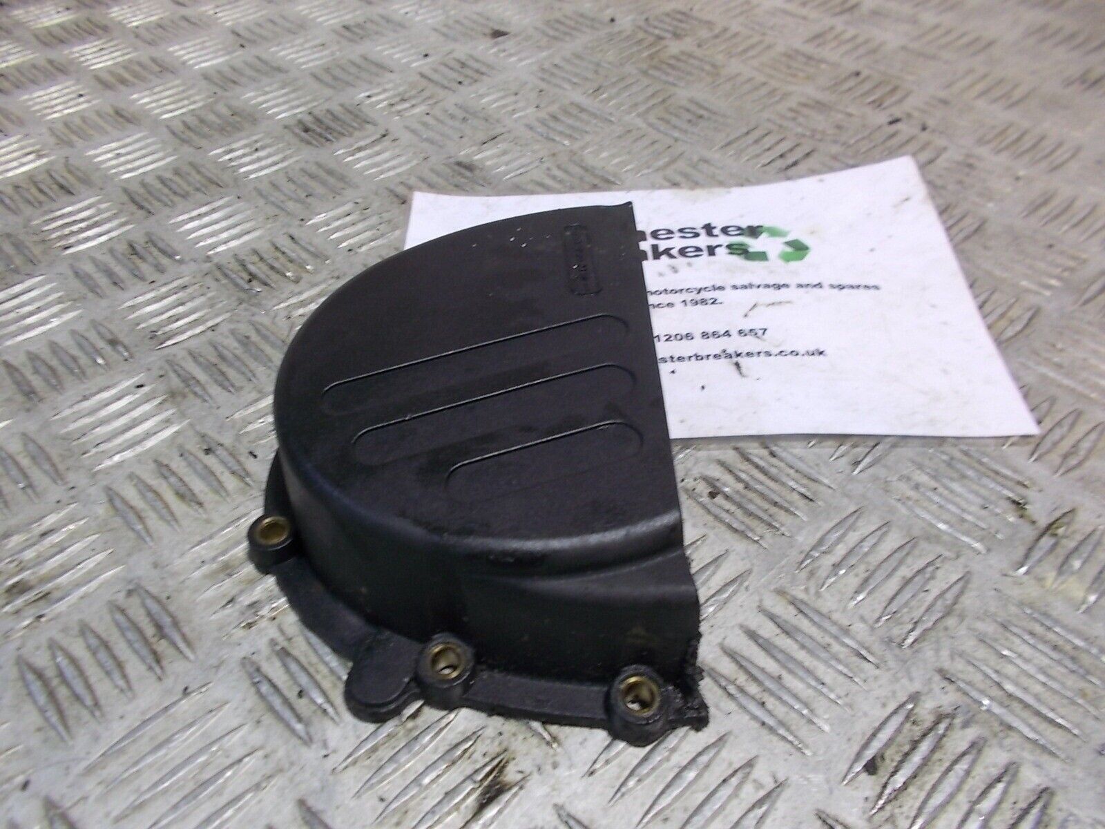 TRIUMPH 955 I SPRINT FRONT SPROCKET COVER  YEAR 2000