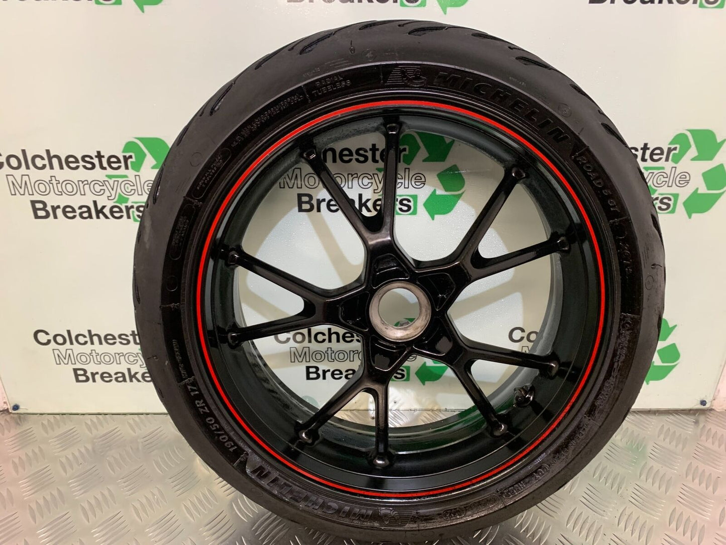 TRIUMPH SPEED TRIPLE R 1050 REAR WHEEL   YEAR 2014 (STOCK 934)