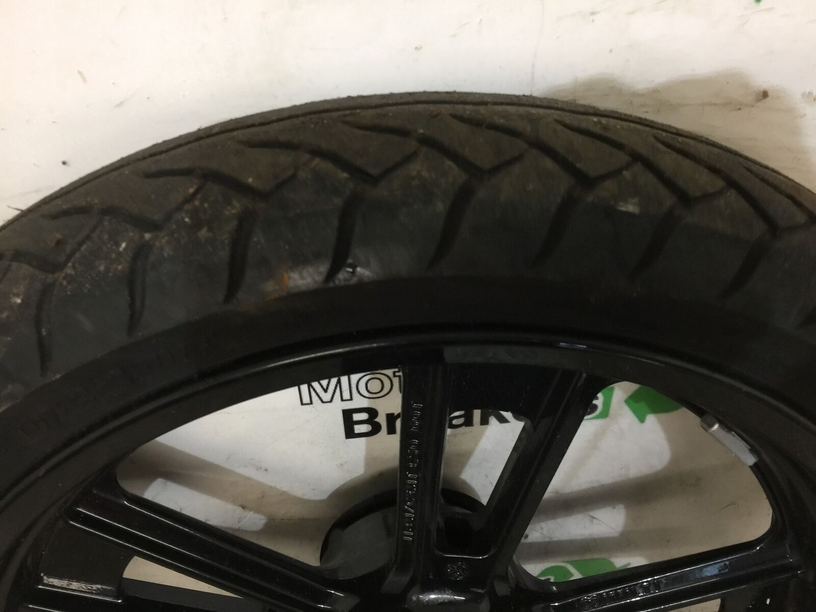 KAWASAKI VN 650 VULCAN FRONT WHEEL   YEAR 2017-2021 (STOCK 811)