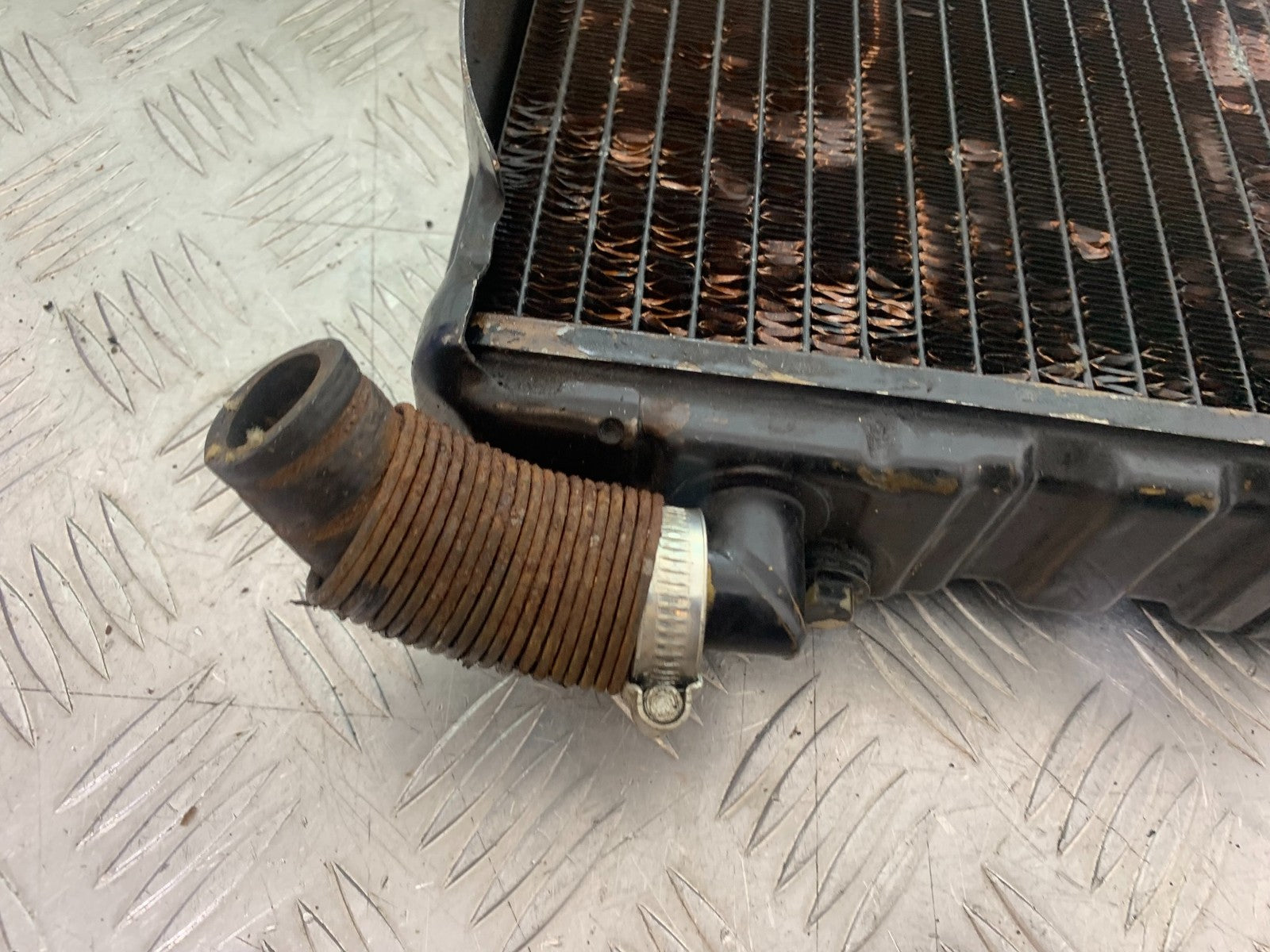 HONDA GL500 GL 500 SILVERWING RADIATOR  YEAR 1981-82  (CMB1168)