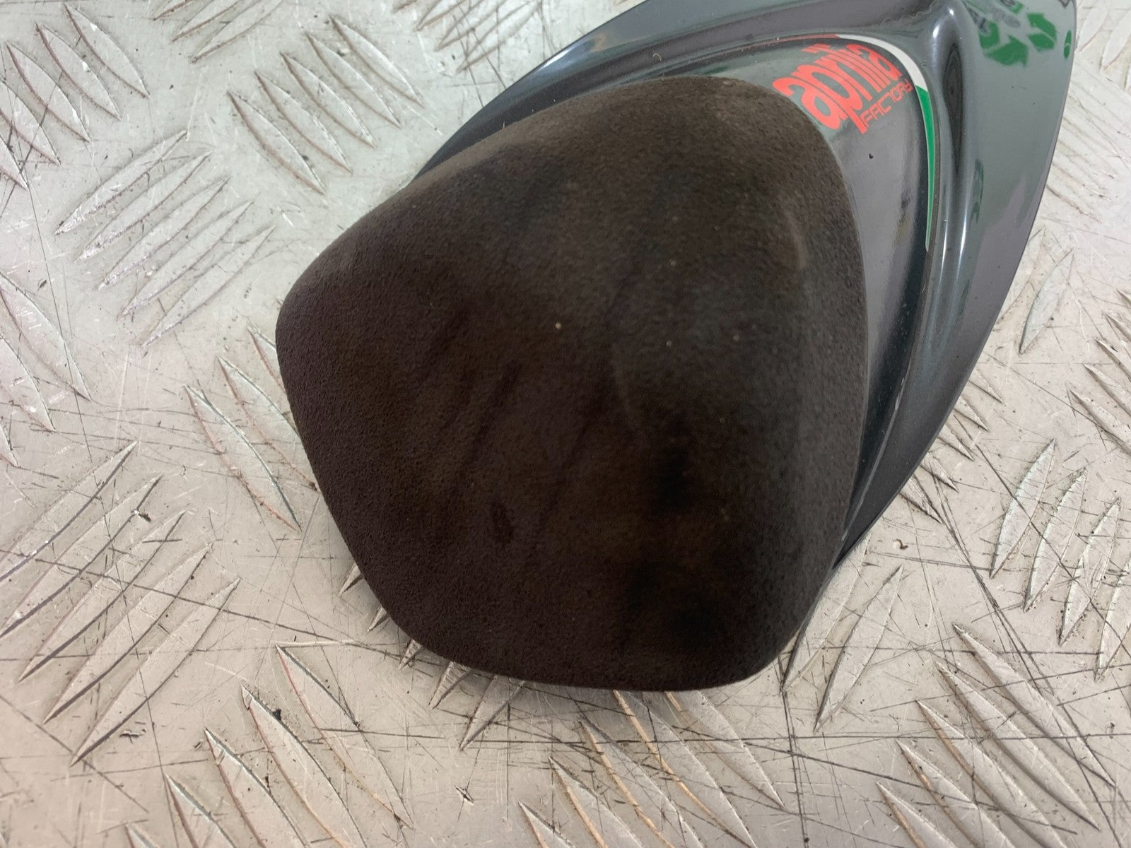APRILIA RSV4 FACTORY REAR SEAT COWL   YEAR 2009-2012 (CMB1224)