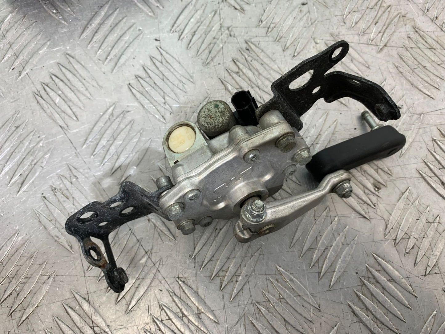 HONDA CBR1000 RR  STEERING DAMPER YEAR  2008-2011 (CMB1330)
