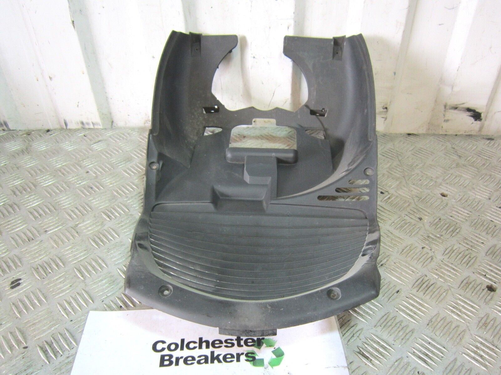 YAMAHA XMAX125 XMAX 125 RADIATOR INFILL PANEL YEAR 2007