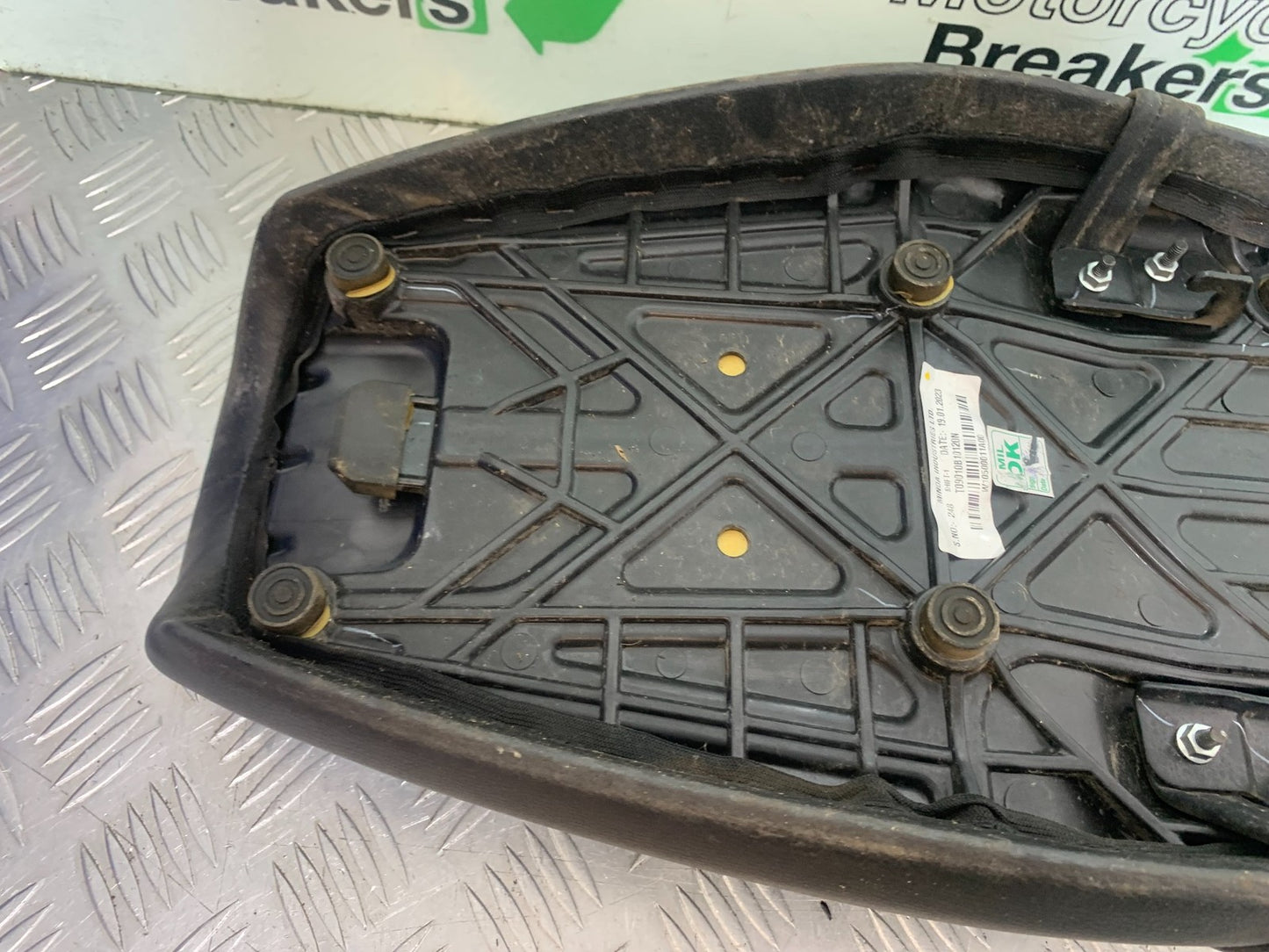 BSA 650 GOLD STAR SEAT YEAR 2022-2025 (CMB1262)