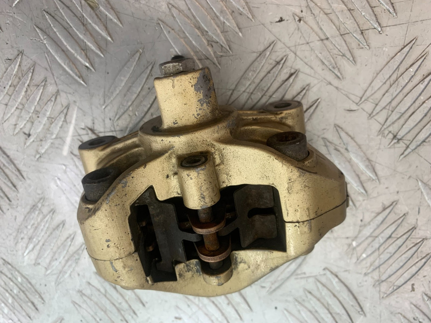 SUZUKI GSXR750 GSXR 750 K4 K5 REAR BRAKE CALIPER   2004-2005 (CMB1319)