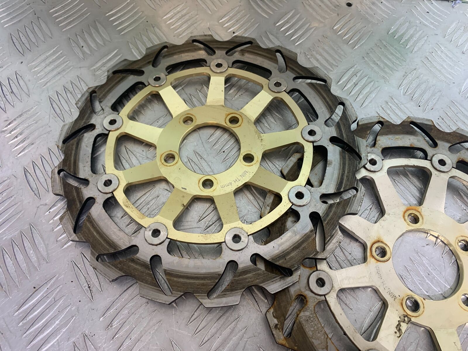 KAWASAKI ZX6R ZX6 J FRONT DISCS  YEAR 2000 (CMB1129)