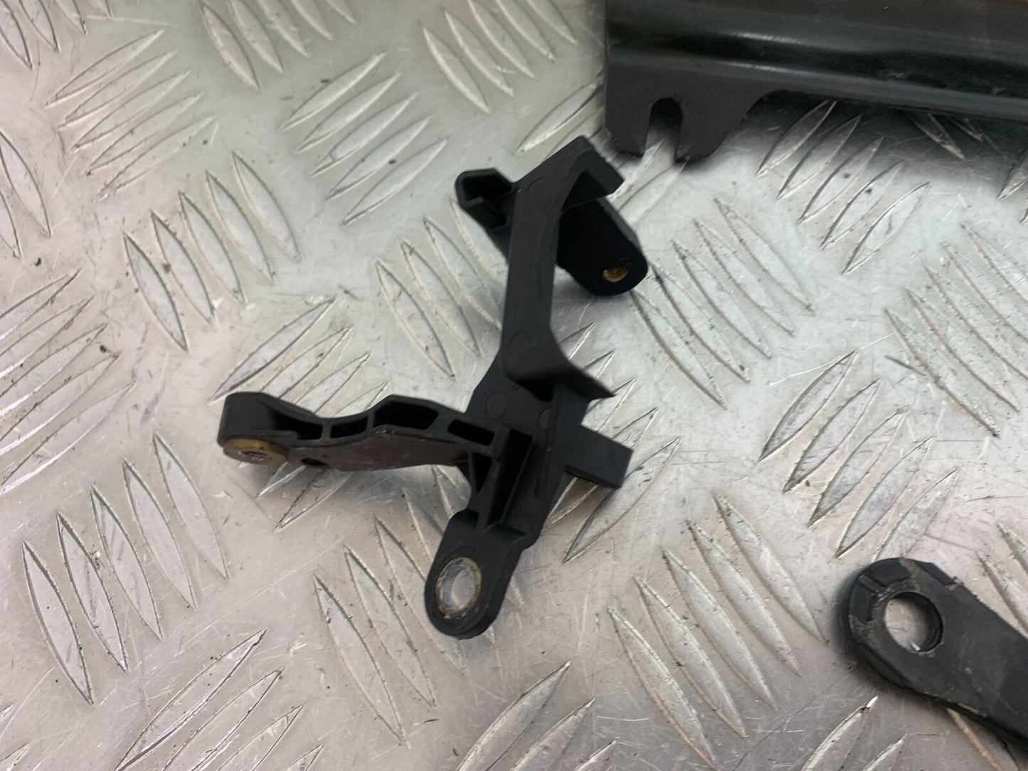 HARLEY DAVIDSON XL883 N IROD BRACKETS  YEAR 2020  (CMB1116)