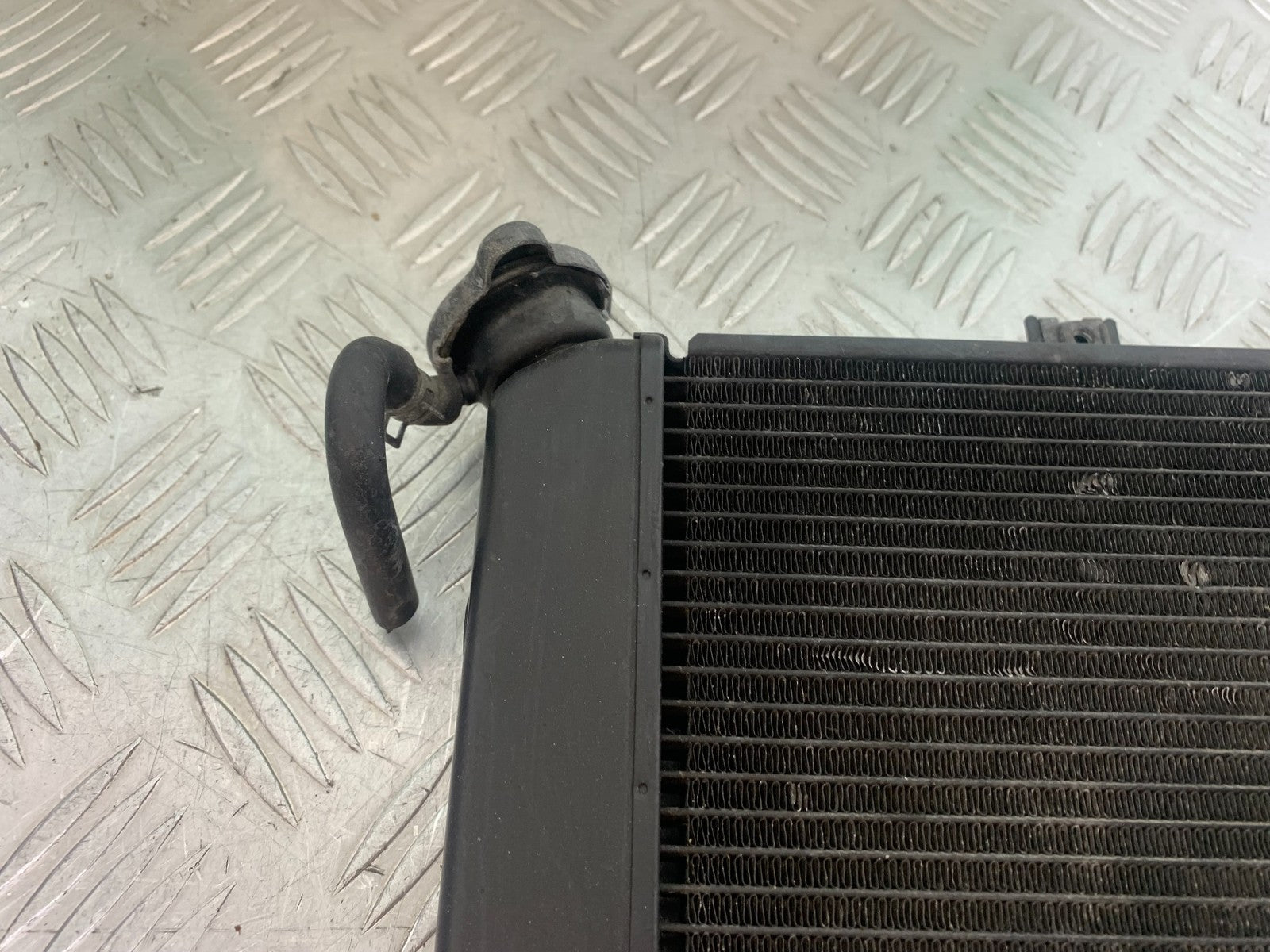 KAWASAKI ER6 N RADIATOR  YEAR 2012-2017 (CMB1324)
