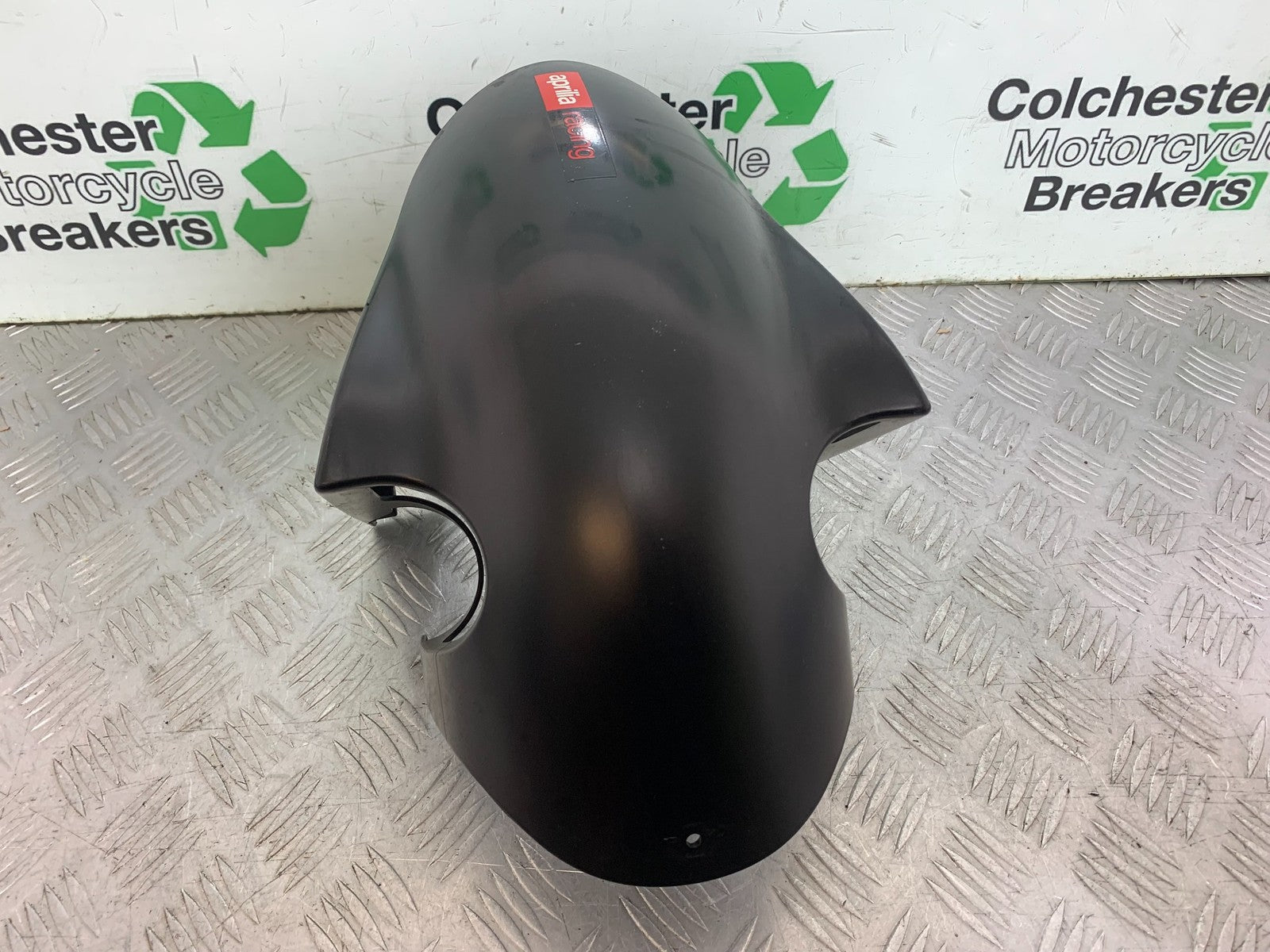 APRILIA TUONO 1000 V4R FRONT MUDGUARD  YEAR 2011-13  (CMB1316)