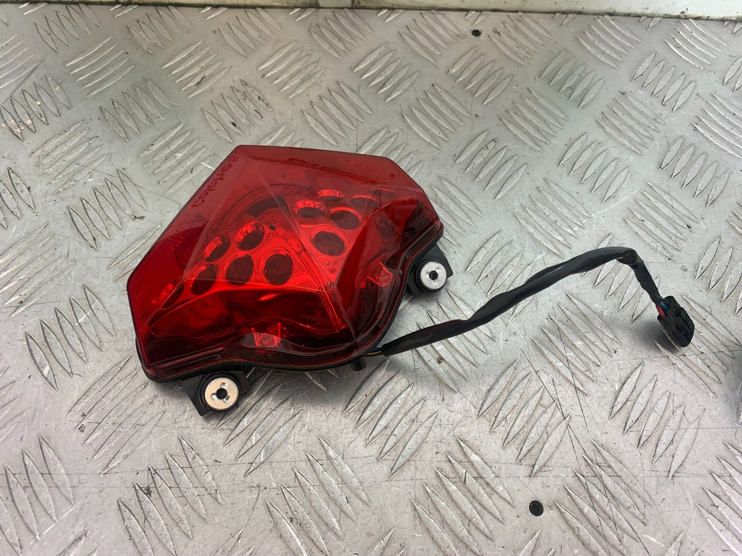 KAWASAKI ER6 N REAR LIGHT  YEAR 2012-2017 (CMB1324)
