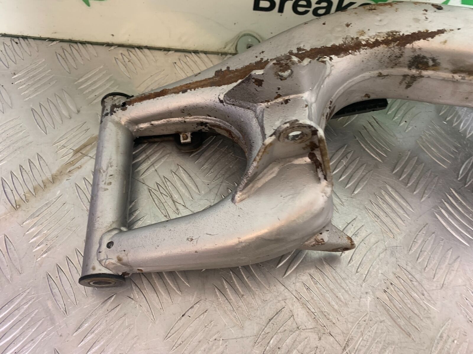 APRILIA RS50 RS 50 SWINGARM  YEAR 1996-1998 (CMB1132)