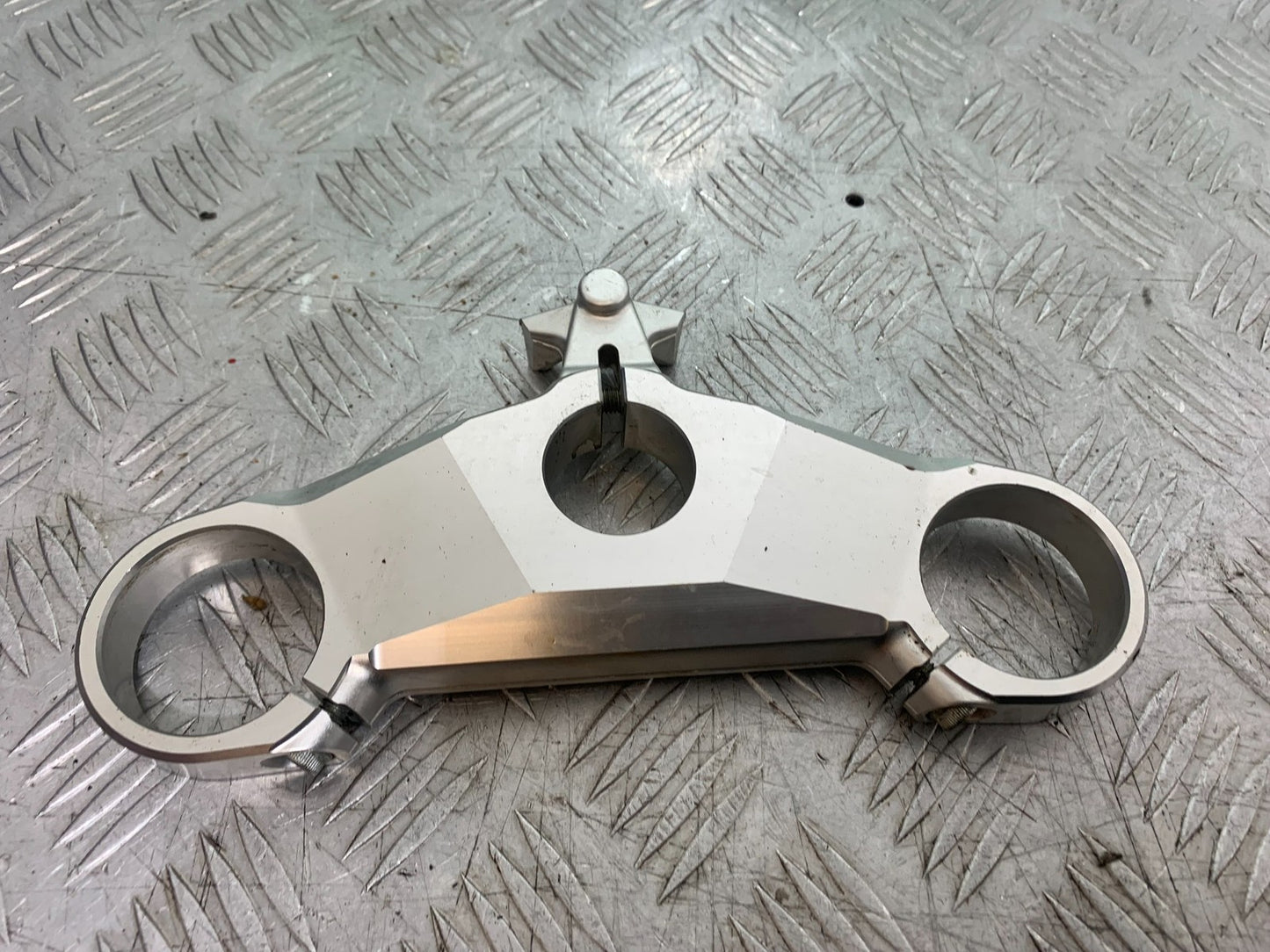 DUCATI 848 TOP YOKE YEAR 2008-2010 (CMB1323)