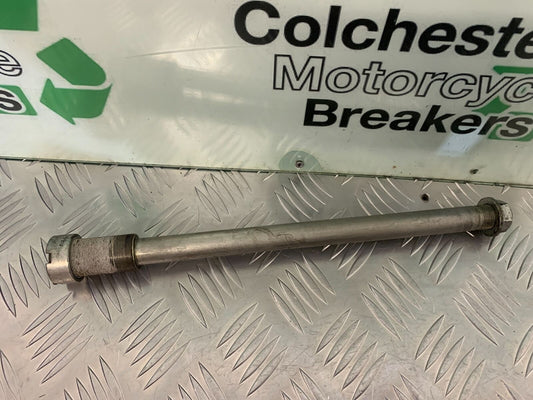 KAWASAKI Z750 Z 750 SWINGARM SPINDLE YEAR 2004-2006  (STOCK 963)