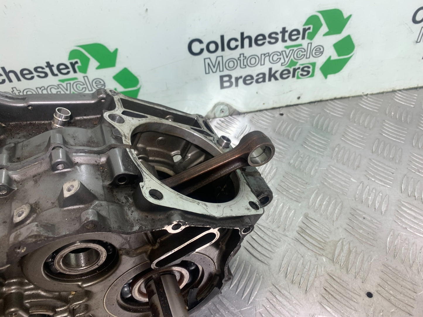 APRILIA 650 PAGASO STRADA CRANKSHAFT AND CASINGS  YEAR 2005-2010 (CMB1057)