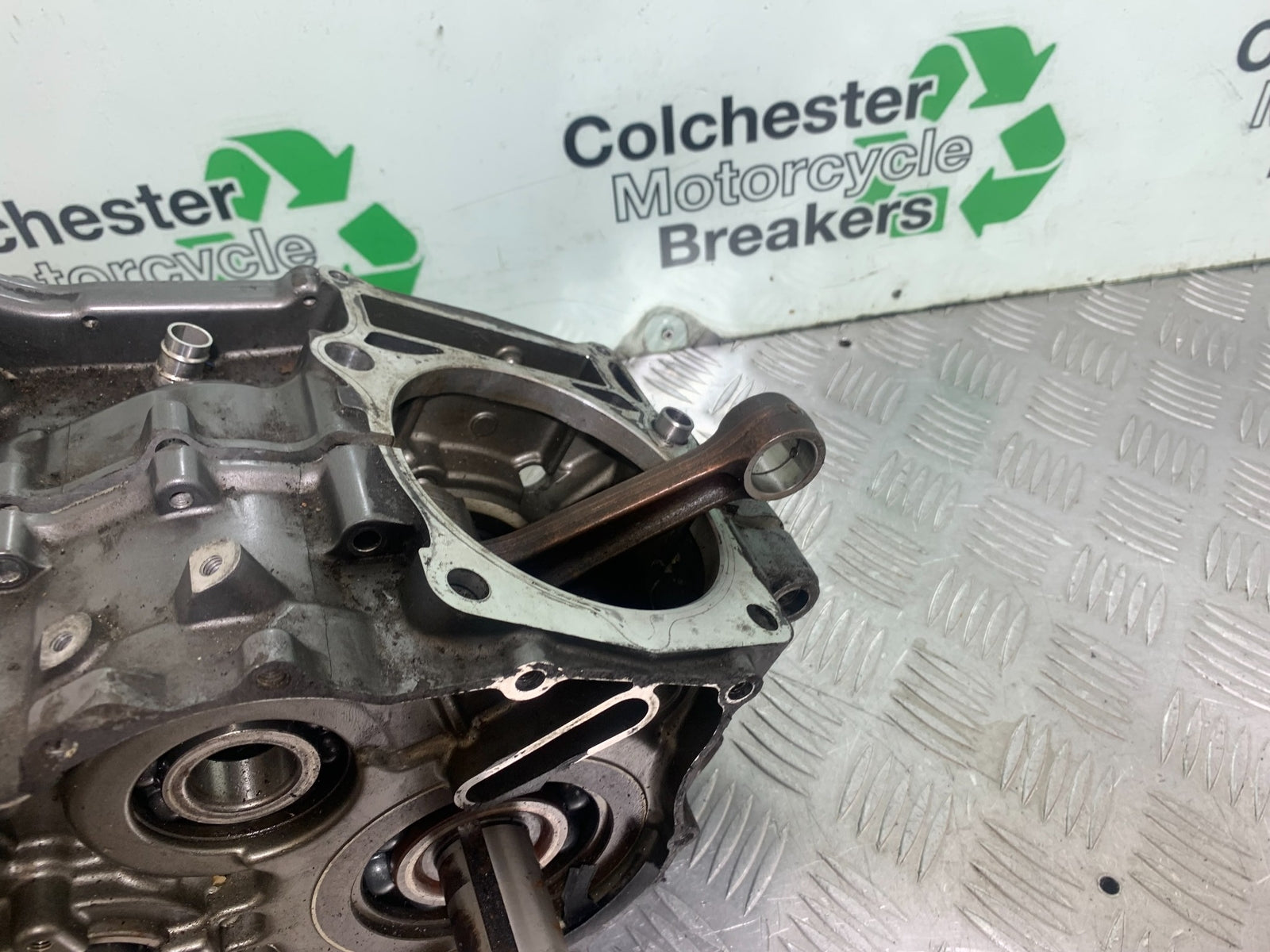 APRILIA 650 PAGASO STRADA CRANKSHAFT AND CASINGS  YEAR 2005-2010 (CMB1057)