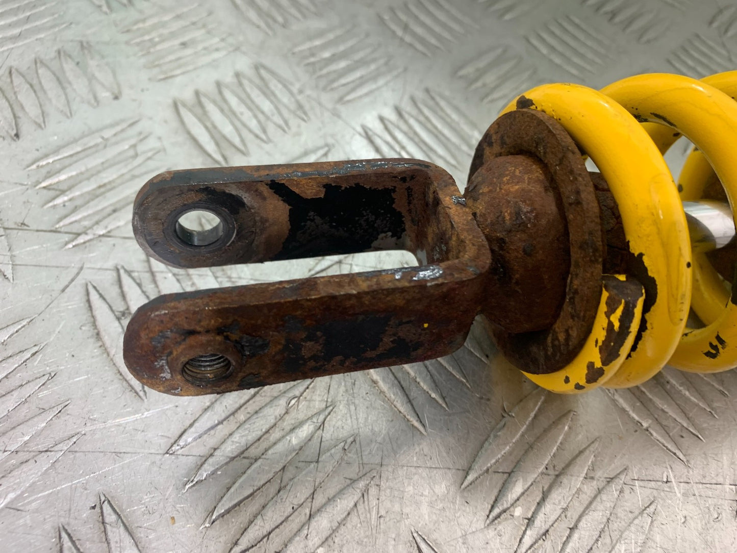 SUZUKI SV650 SV 650 mk1 REAR SHOCK YEAR 1999-2002 (CMB1208)