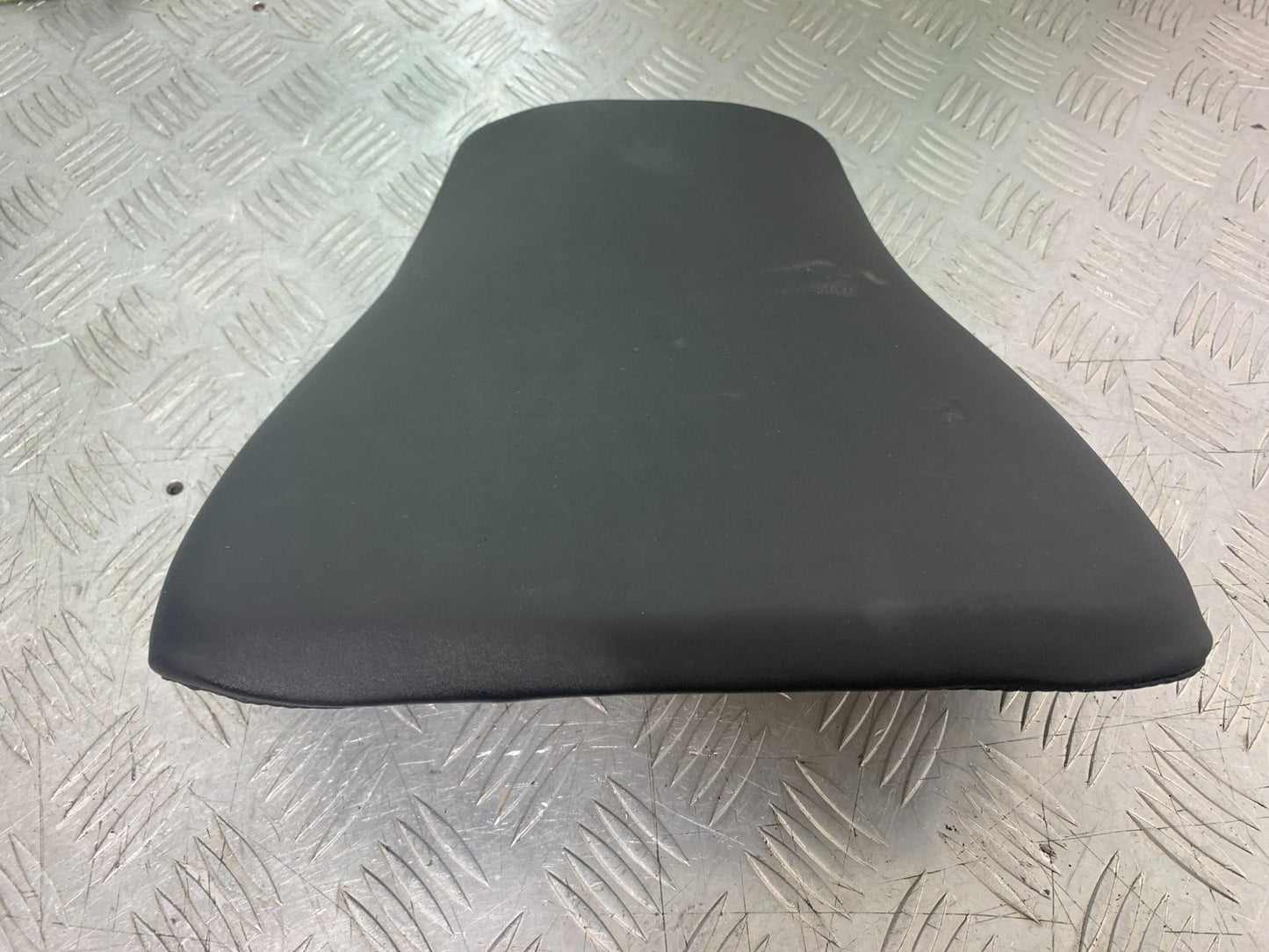 HONDA CBR1000 rr FIREBLADE FRONT SEAT YEAR 2006 (CMB1220)