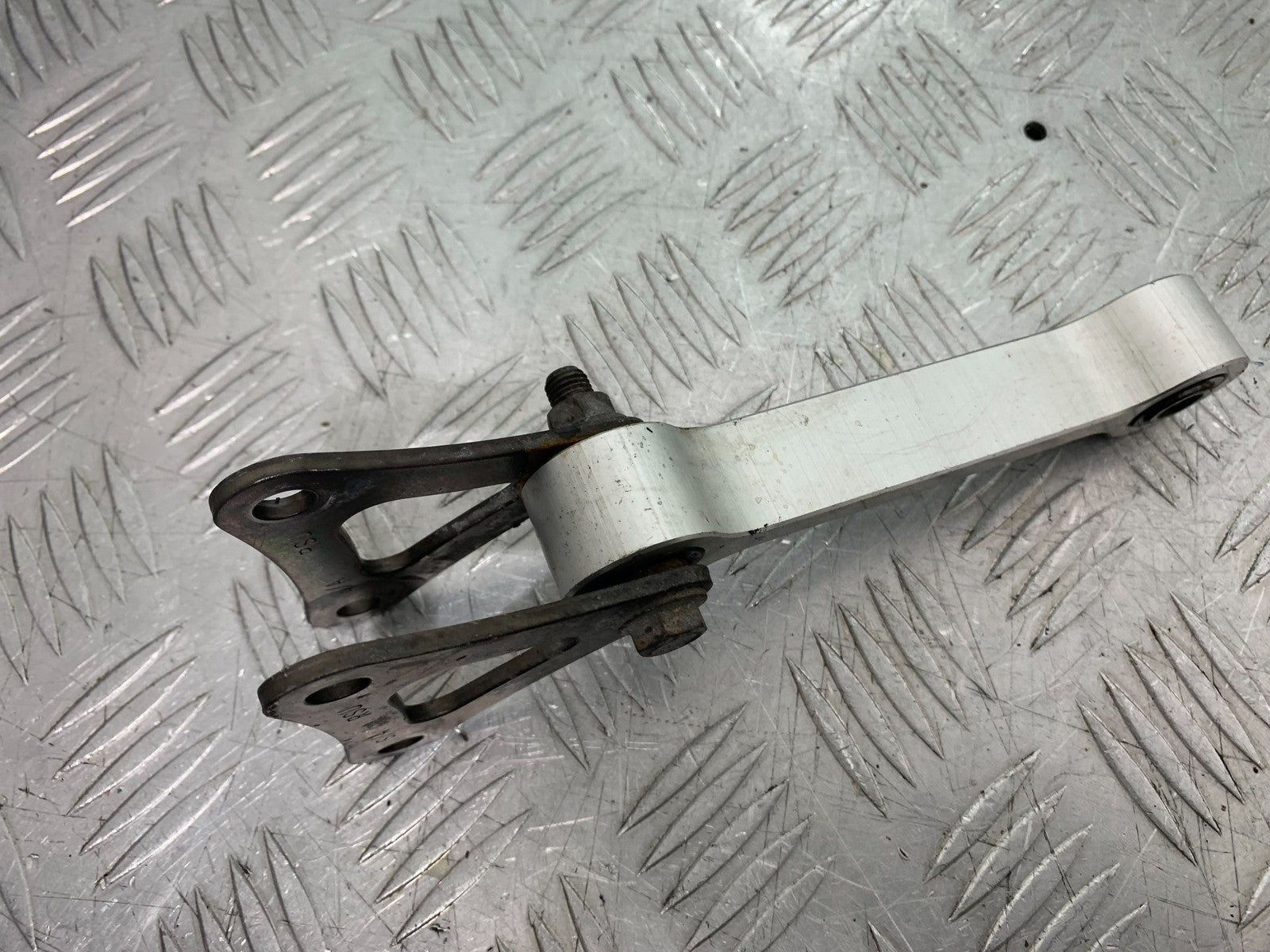 TRIUMPH 675 STREET TRIPLE RX REAR SHOCK LINKAGE 2015- 2017 (CMB1299)