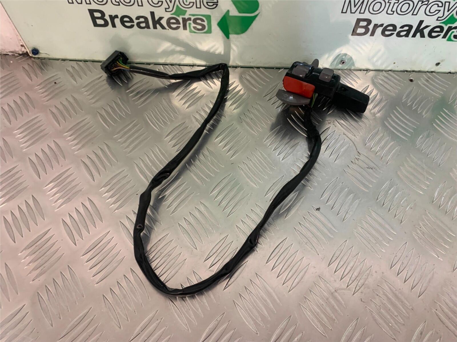 BMW R1200 RT R 1200 RT LEFT SWITCH GEAR  YEAR 2005-2009 (STOCK 943)