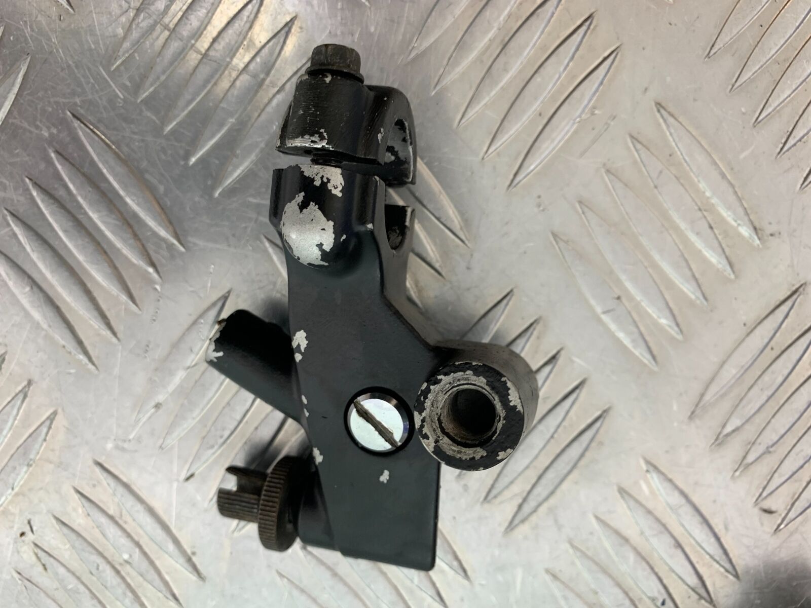 HONDA NTV 650 REVERE CLUTCH LEVER BRACKET  YEAR 1988-1996  (CMB1025))
