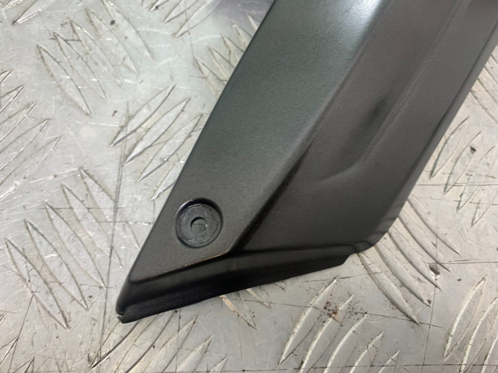 KAWASAKI ZX10R ZX10 R RIGHT FAIRING INFILL PANEL  2008-2010 (CMB1206)