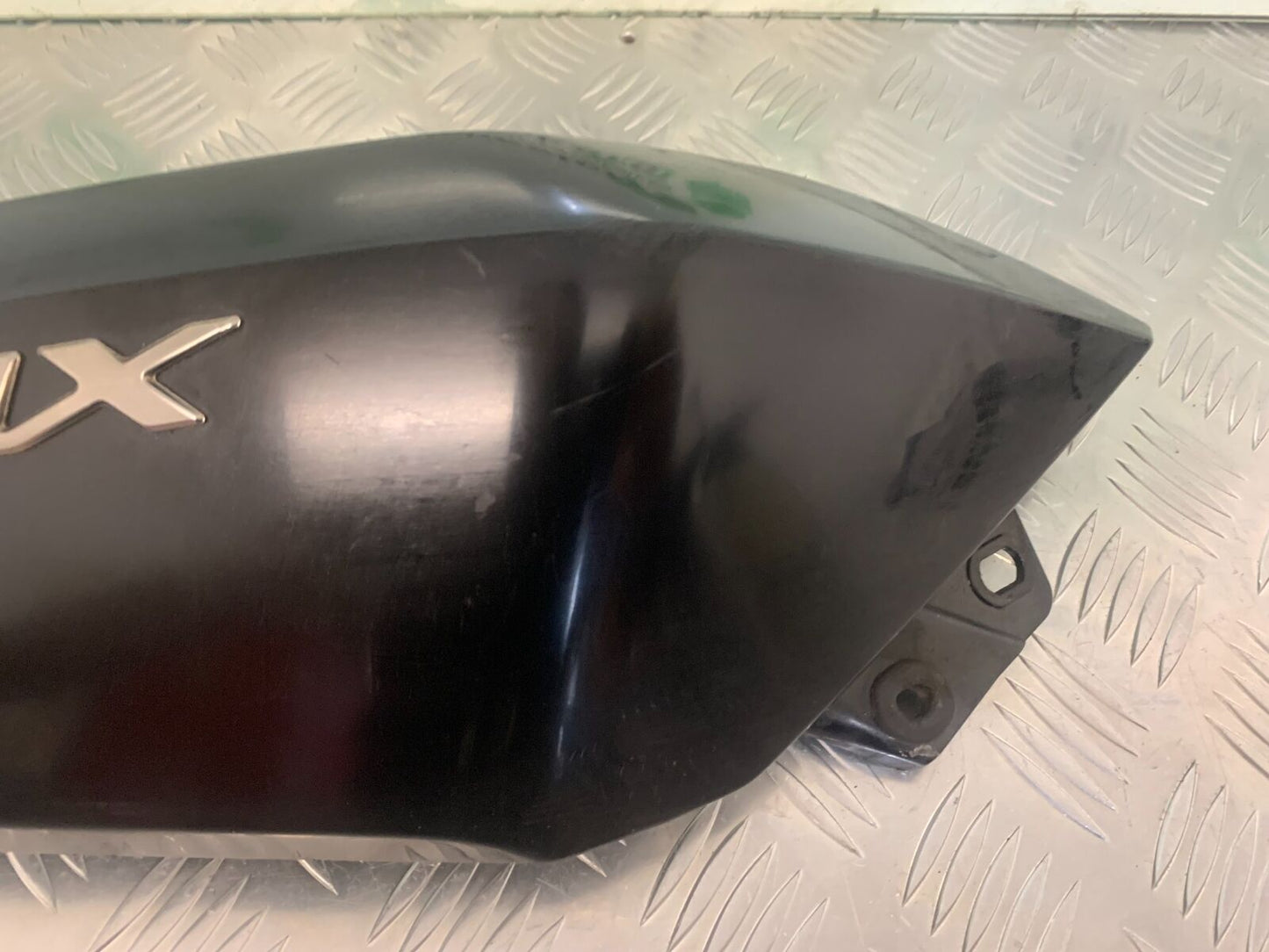 YAMAHA YP125 R X MAX RIGHT SEAT PANEL   YEAR 2014 (STOCK 949)