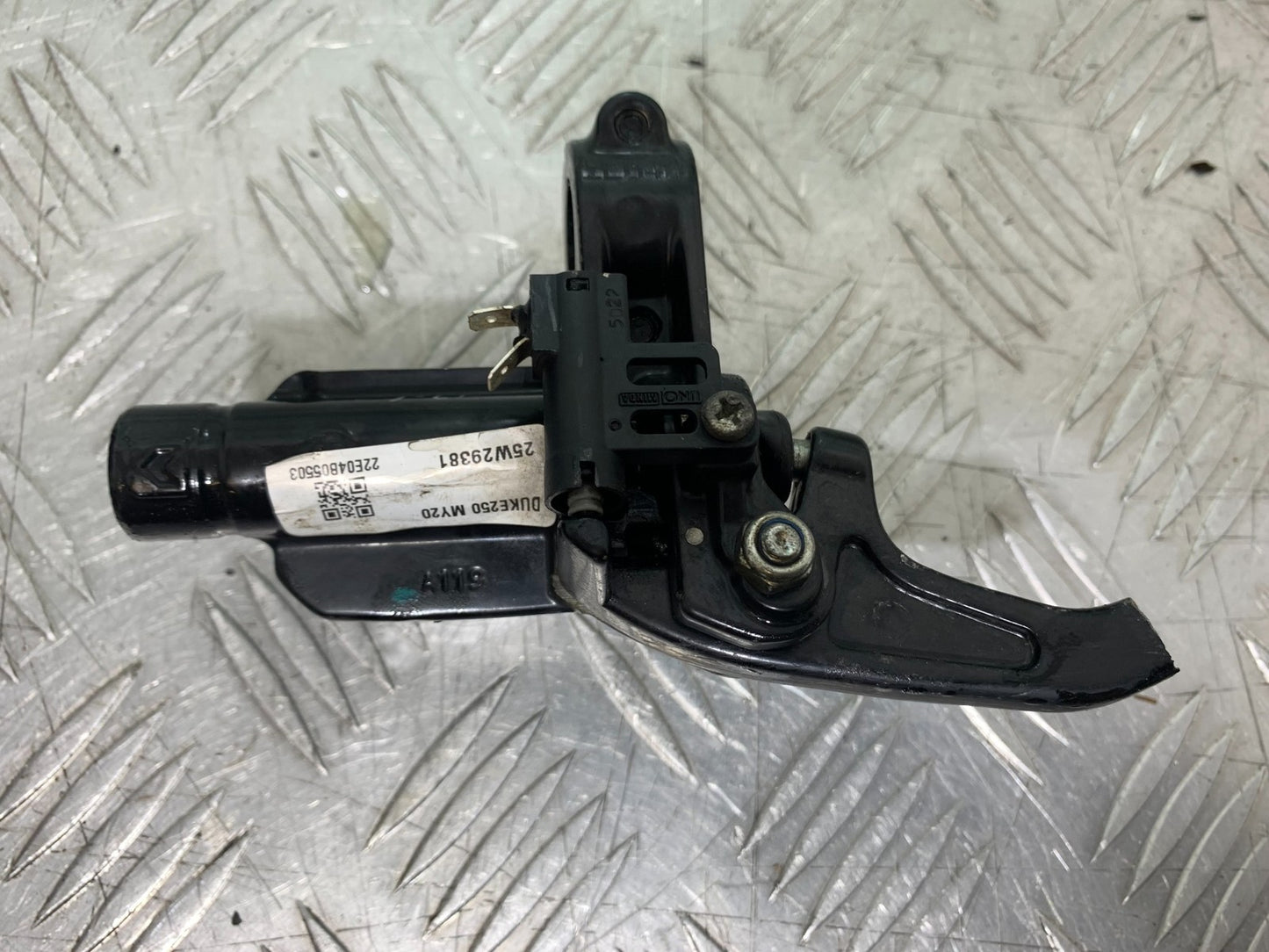KTM DUKE 125 FRONT MASTER CYLINDER   YEAR 2017-2022 (CMB1274)