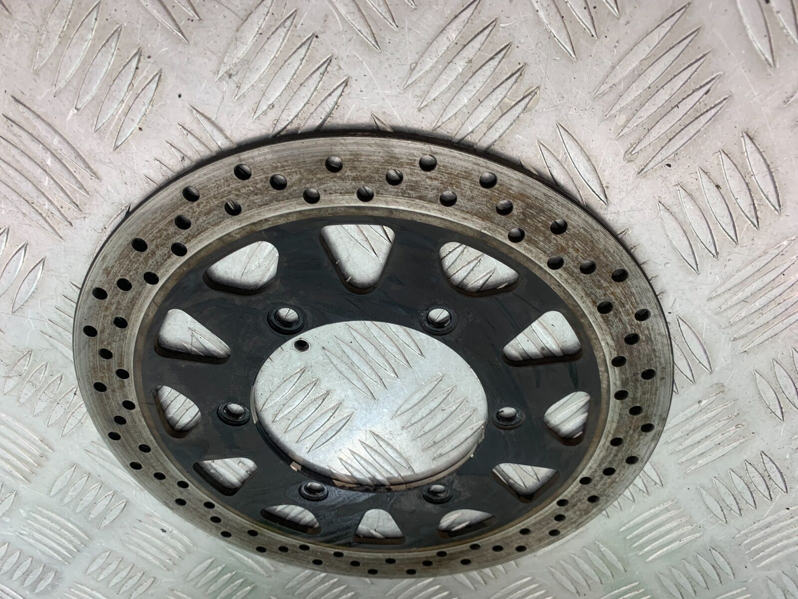 SUZUKI INTRUDER VL800 C800 FRONT BRAKE DISC  YEAR 2012-16 (CMB1039)