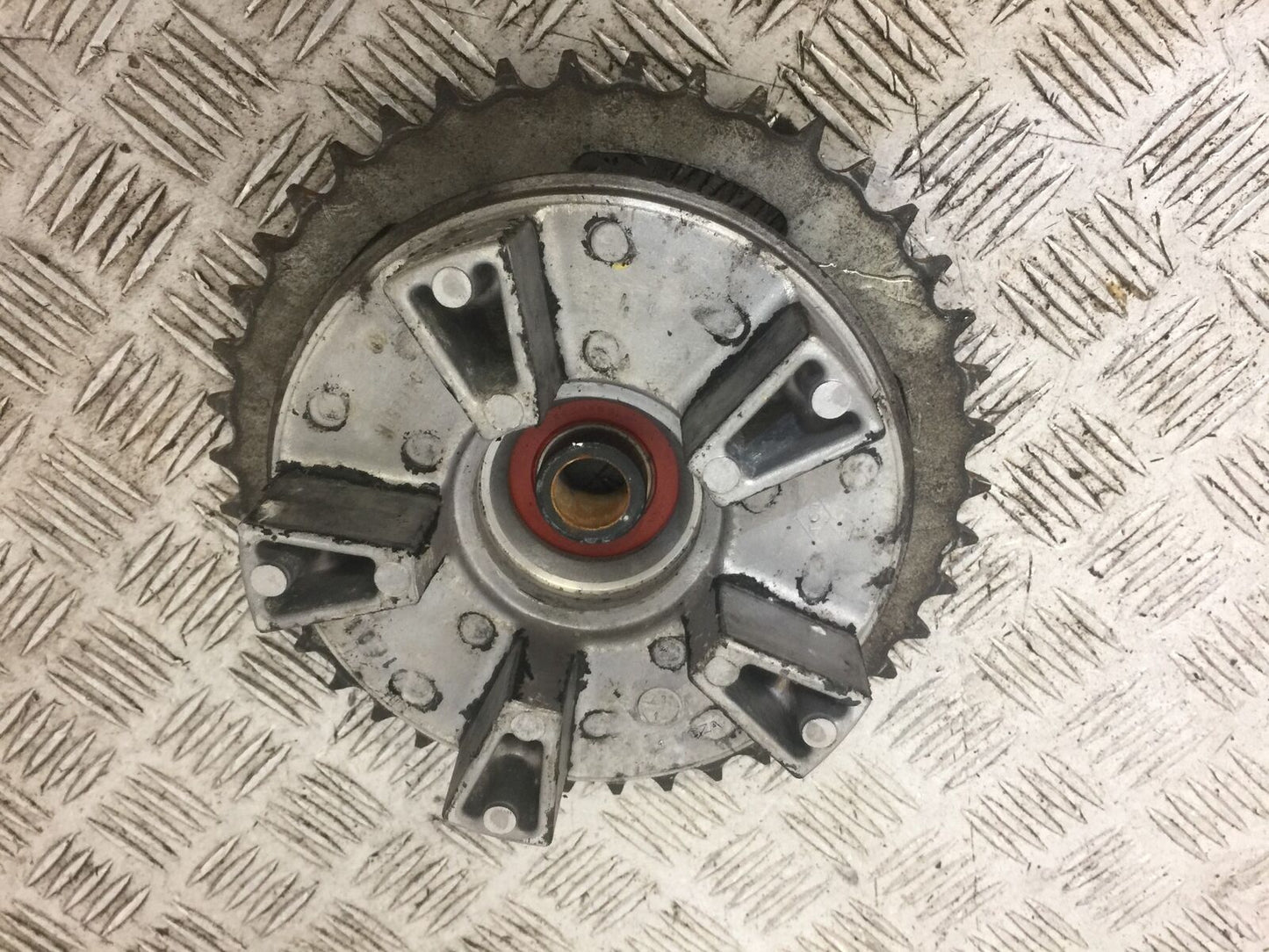 HONDA CB650 F CB 650 FA-H SPROCKET CARRIER  YEAR 2017-2019 (STOCK 710)