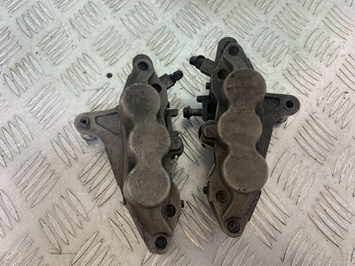 KAWASAKI ZX6R ZX636 FRONT BRAKE CALIPERS   YEAR 2002  (CMB1100)