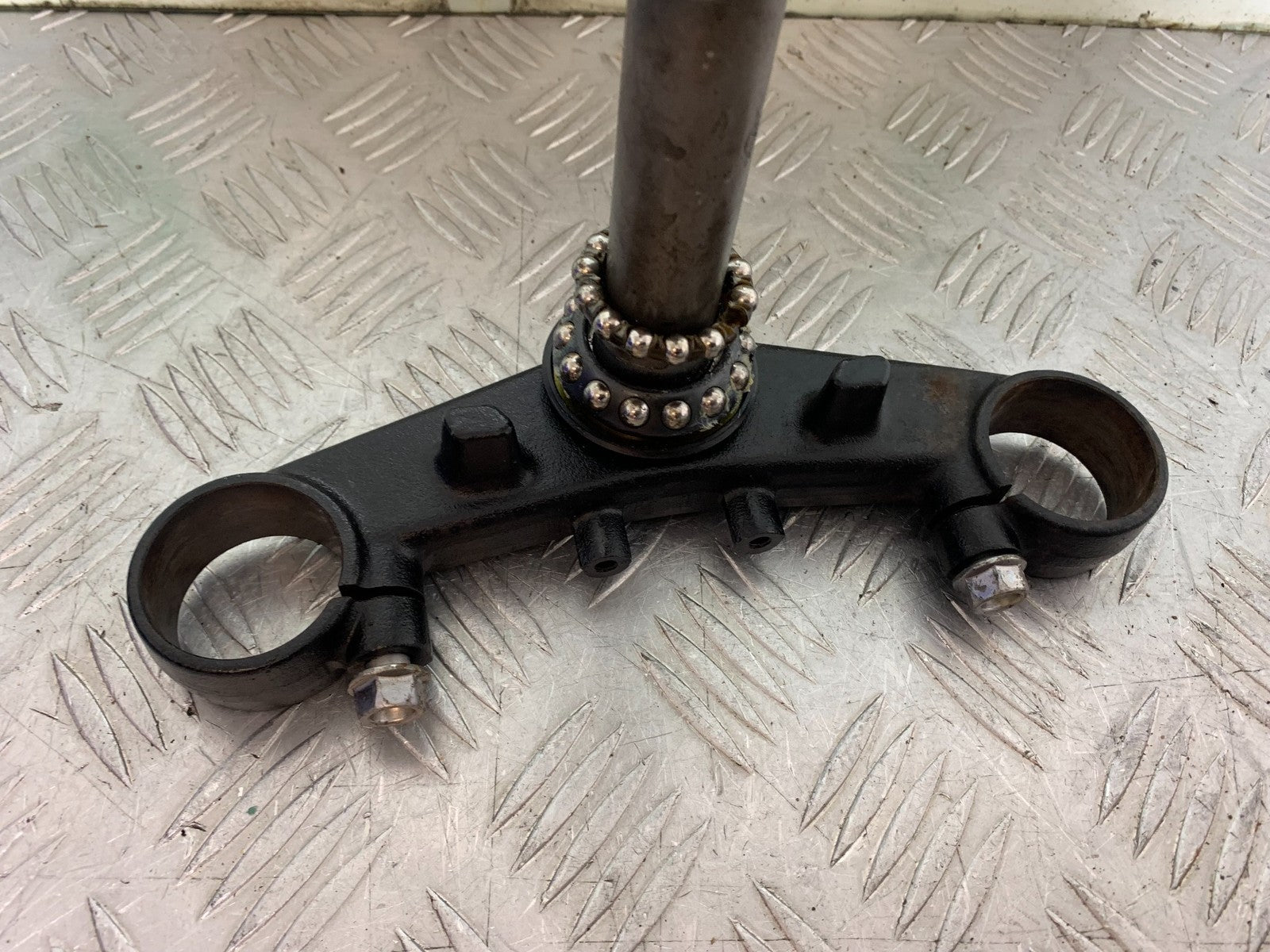 HONDA VFR800 VFR 800 V-TEC BOTTOM YOKE YEAR 2002 -09 (CMB1296)
