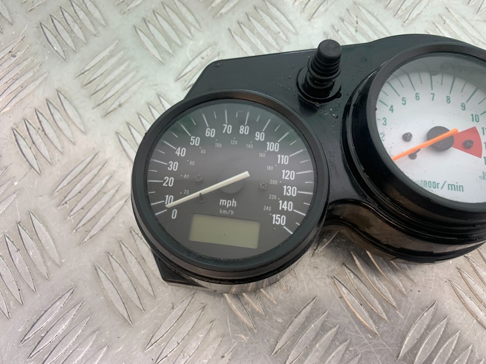 SUZUKI SV650 SV 650 mk1 CLOCKS SPEEDO DASH YEAR 1999-2002 (CMB1036)