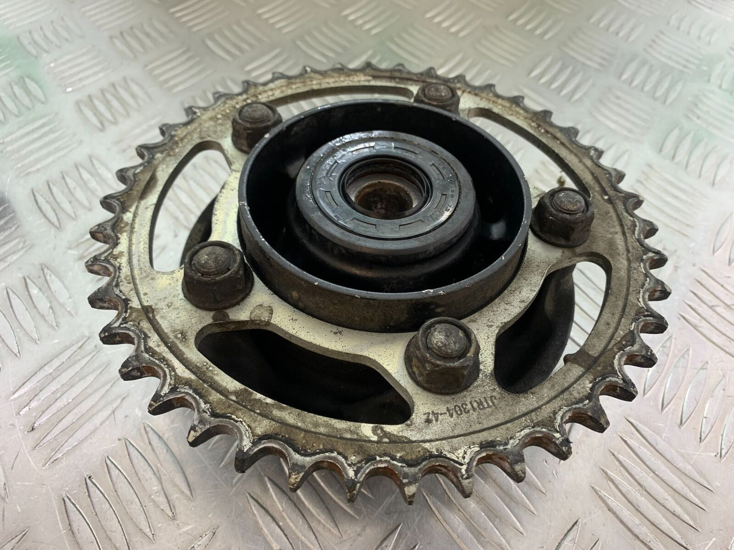 HONDA CB650F CB 650 FA-E SPROCKET CARRIER YEAR 2014-2017 (CMB1065)