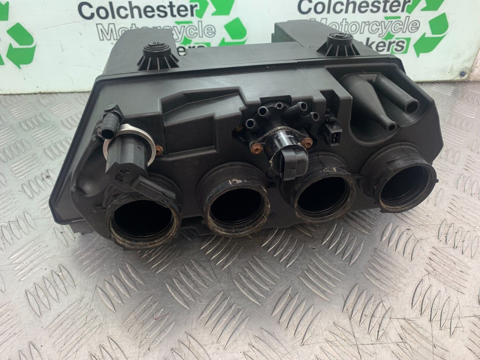 BMW K1300 S K 1300 S AIRBOX  YEAR 2009-16 (CMB1216)
