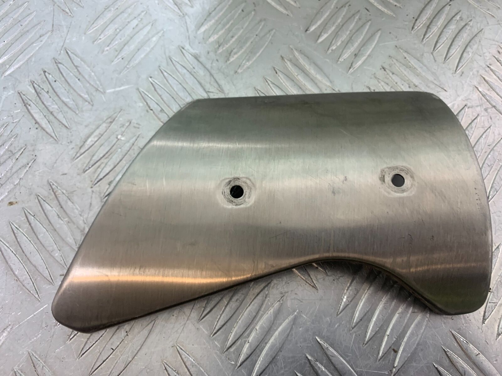 HUSQVARNA TE630 TE 630 EXHAUST SHIELDS  YEAR 2010-11 (CMB1120)