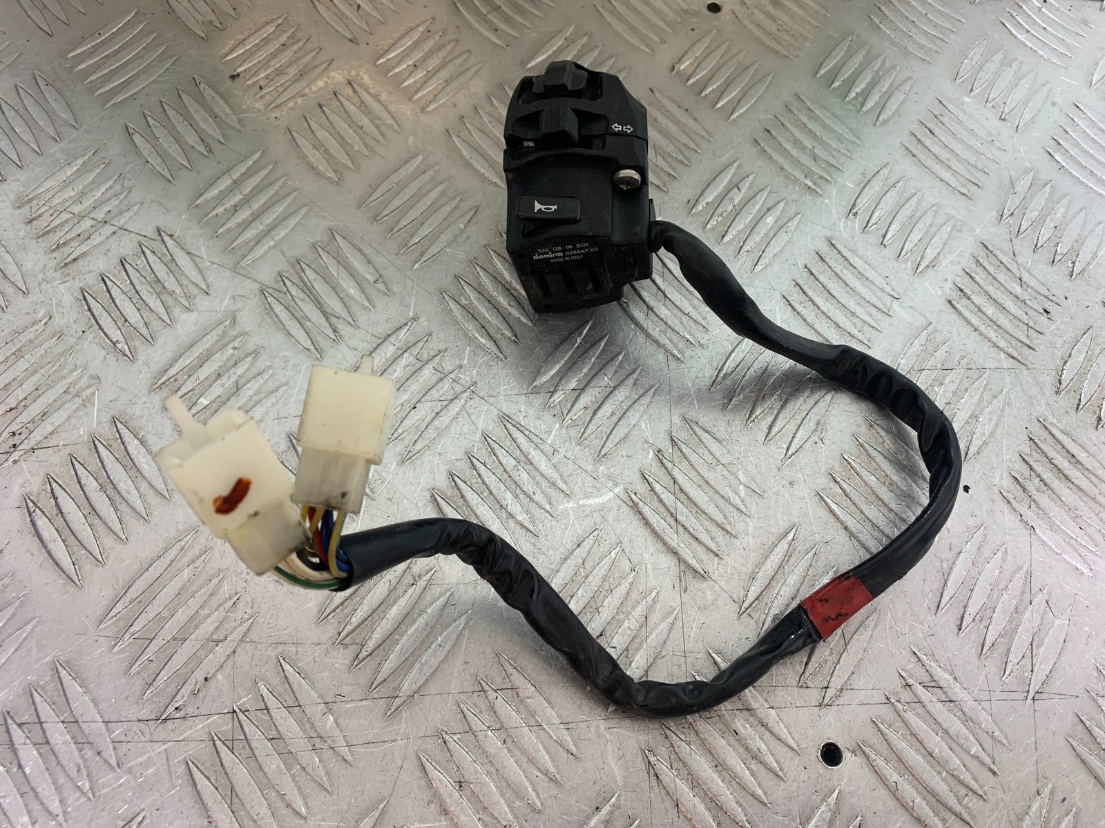 APRILIA RSV4 FACTORY LEFT SWITCH GEAR  YEAR 2009-2012 (CMB1224)
