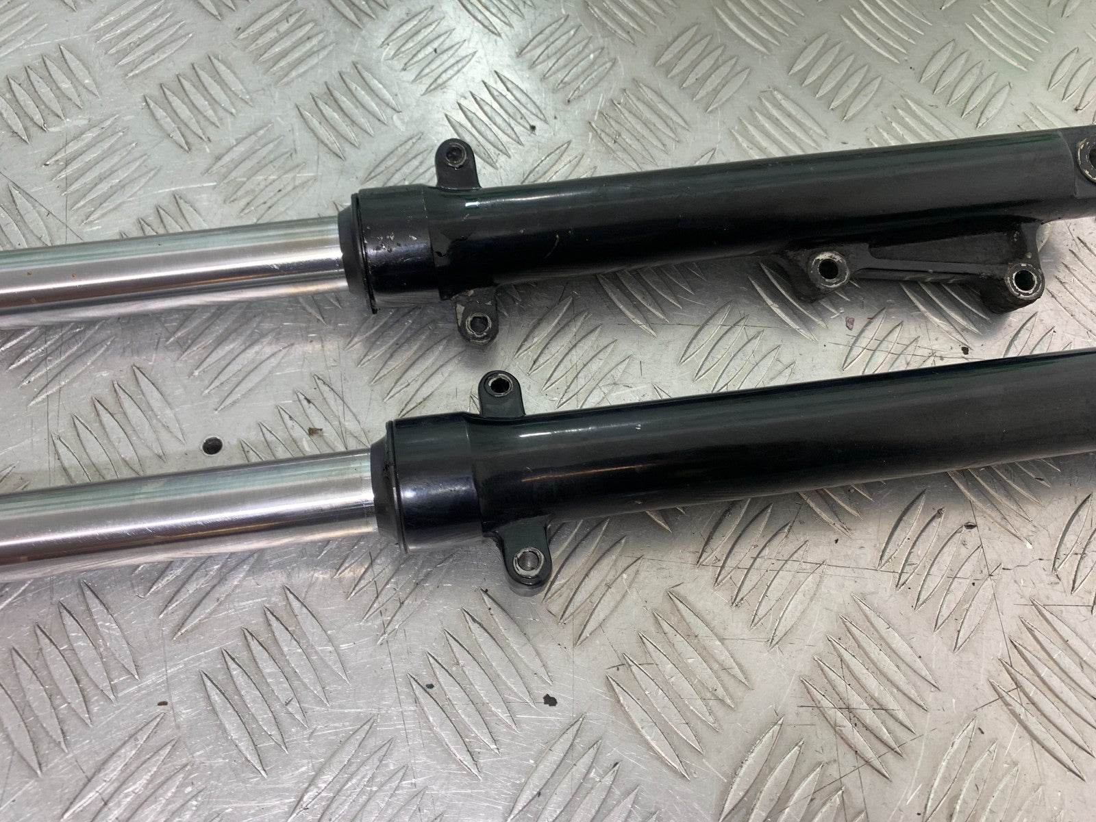 HONDA CBF125 CBF 125 FORKS YEAR 2009-14 (CMB1182)