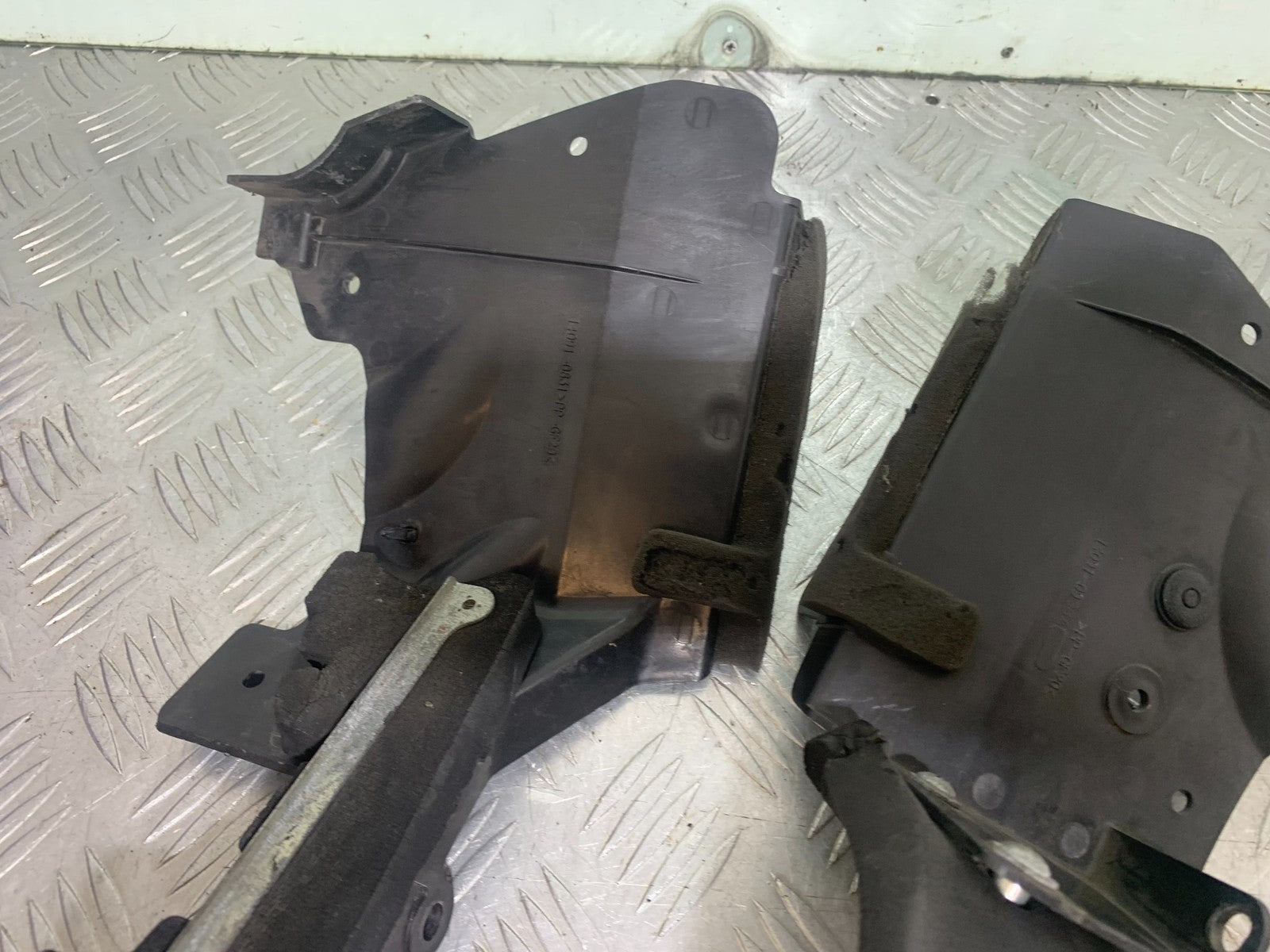 KAWASAKI GTR1400 GTR 1400 INNER FAIRING INFILLS   YEAR 2007-2009 (CMB1174)