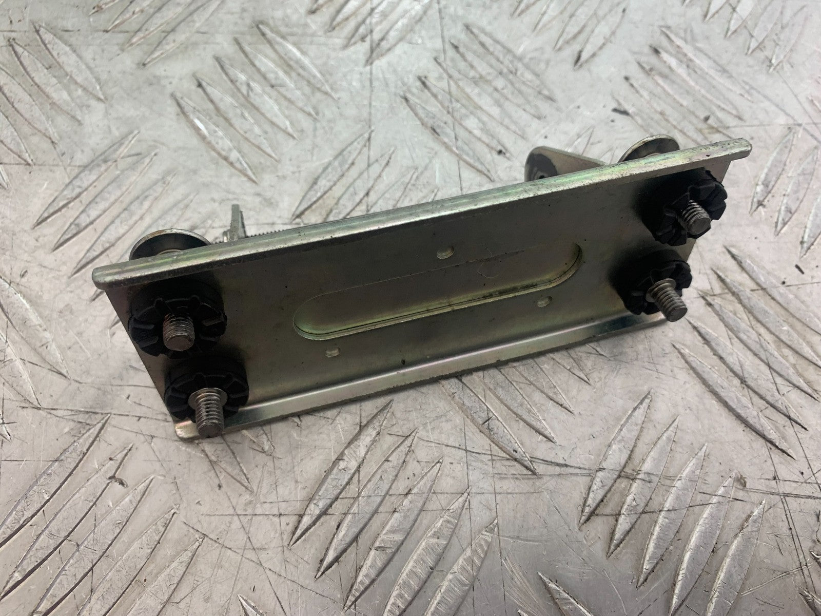 SUZUKI GSR600 GSR 600 PETROL TANK BRACKET   2006-2010 (CMB1177)